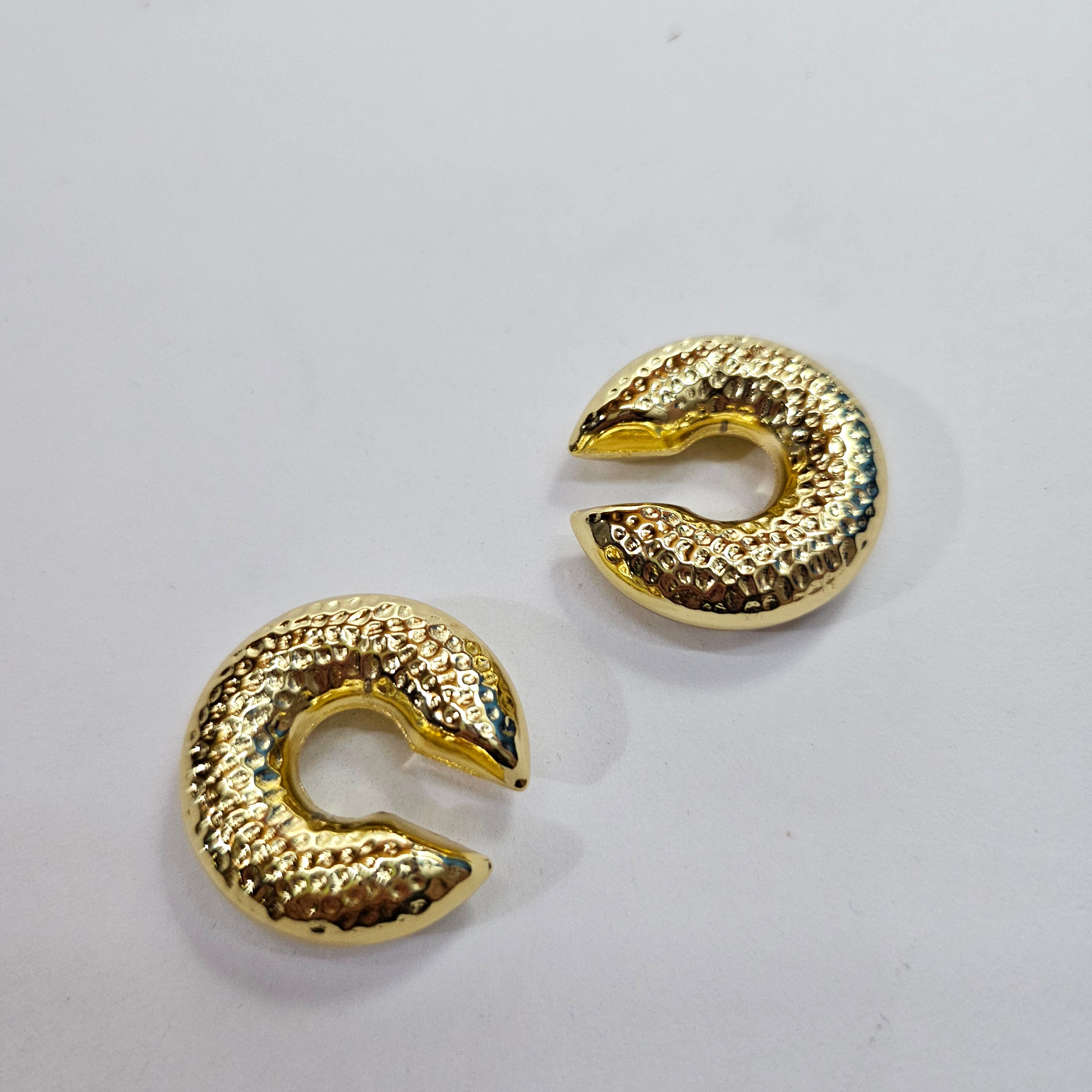 Textured Chunky Earcuff