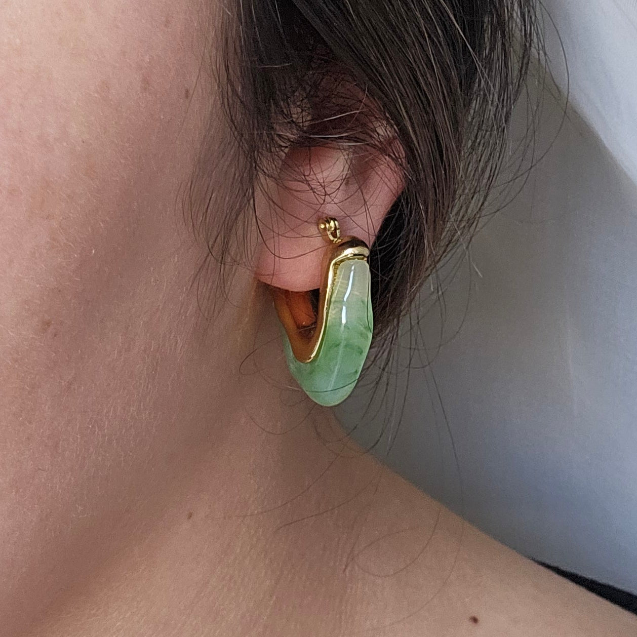 Nidia Hoops
