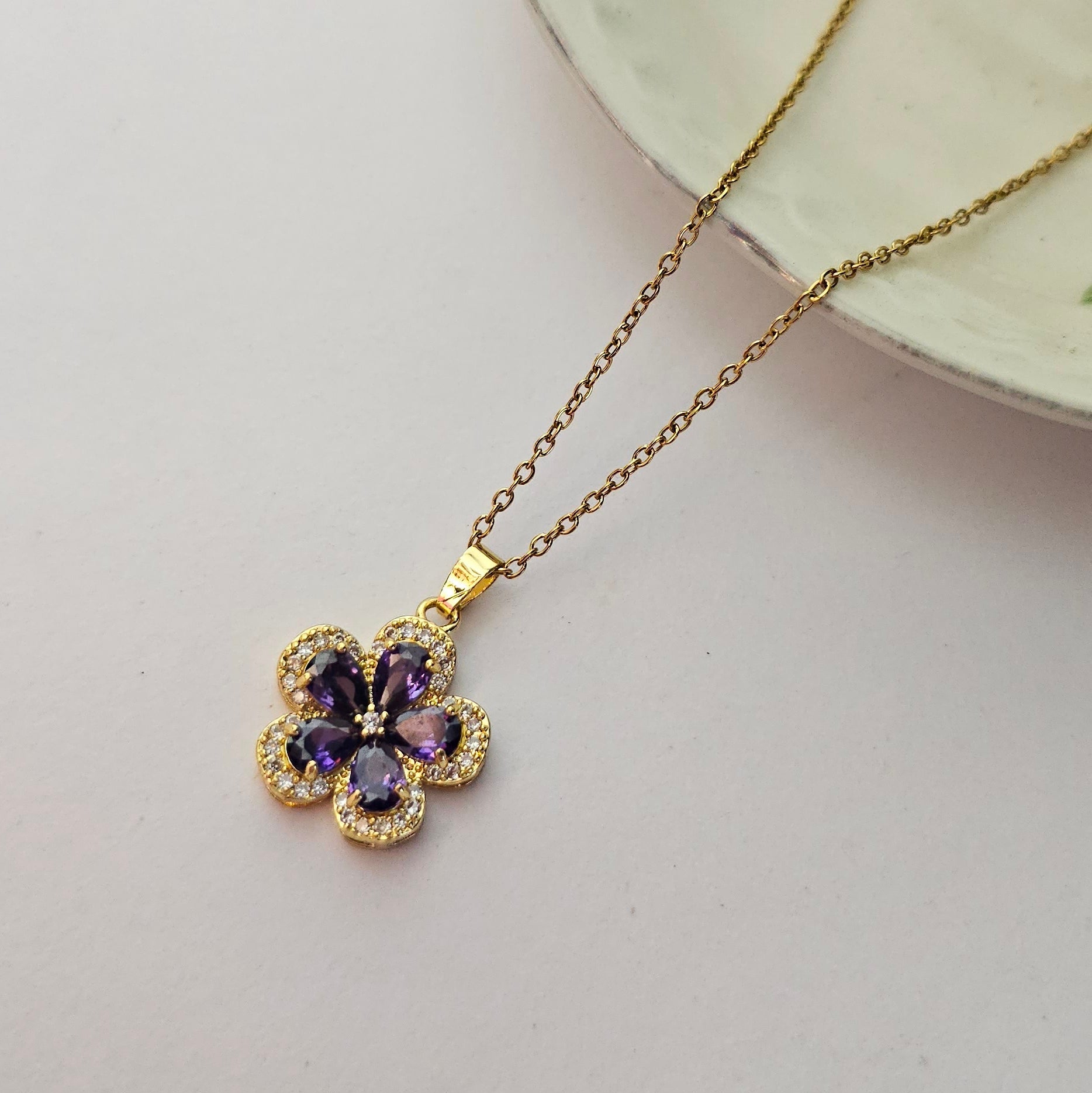 Clara Necklace