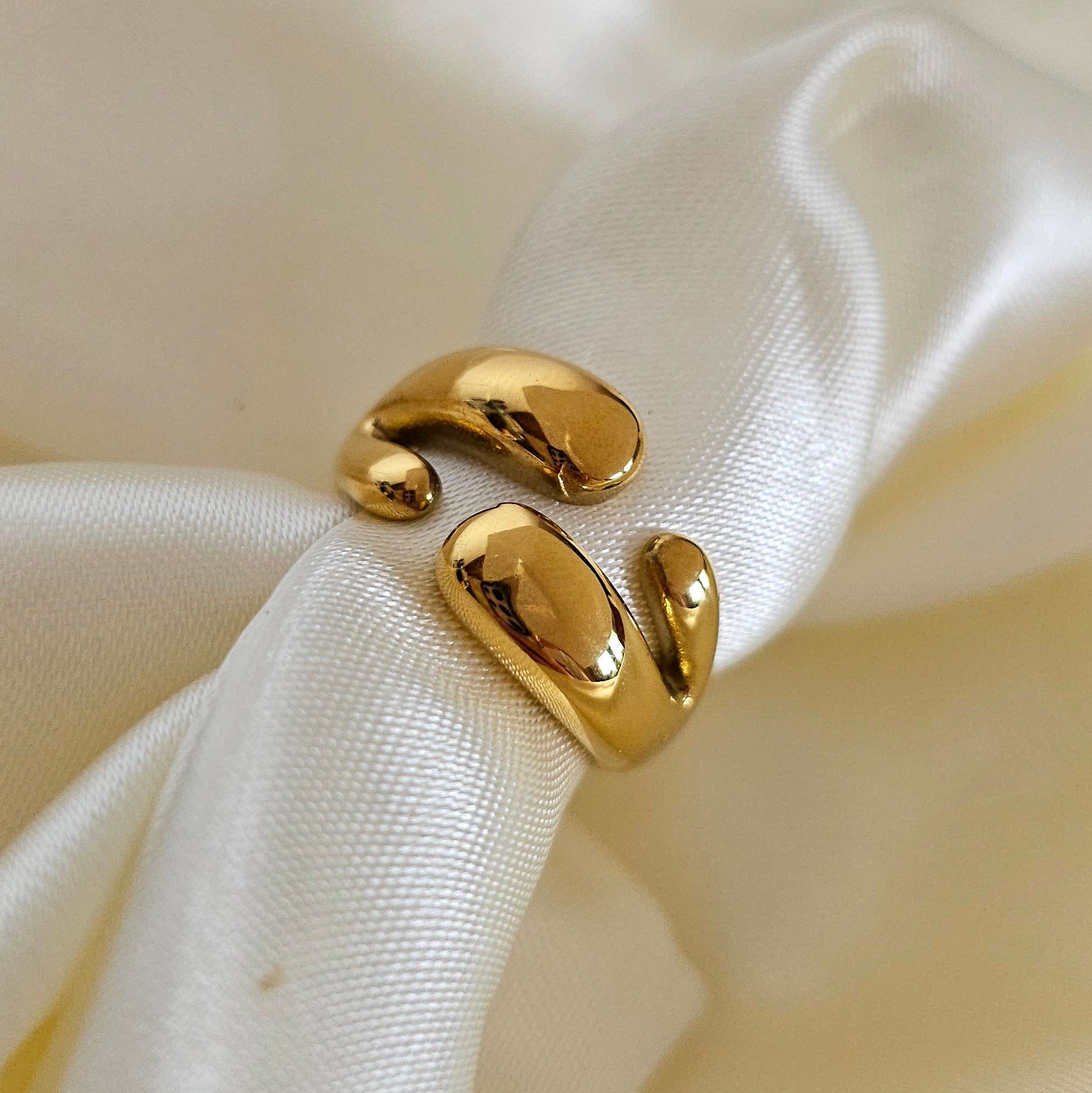 Esra Ring