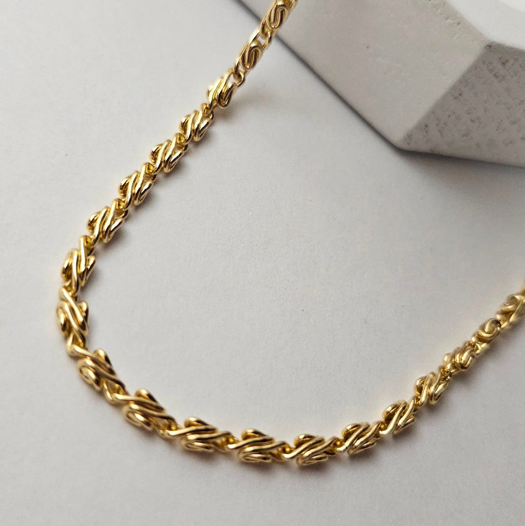Blea Necklace