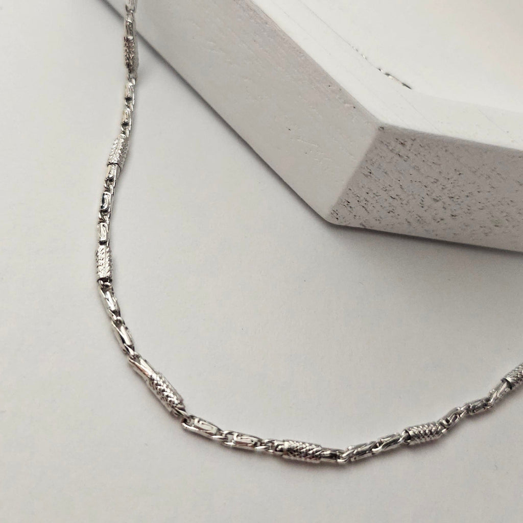 Bara Necklace