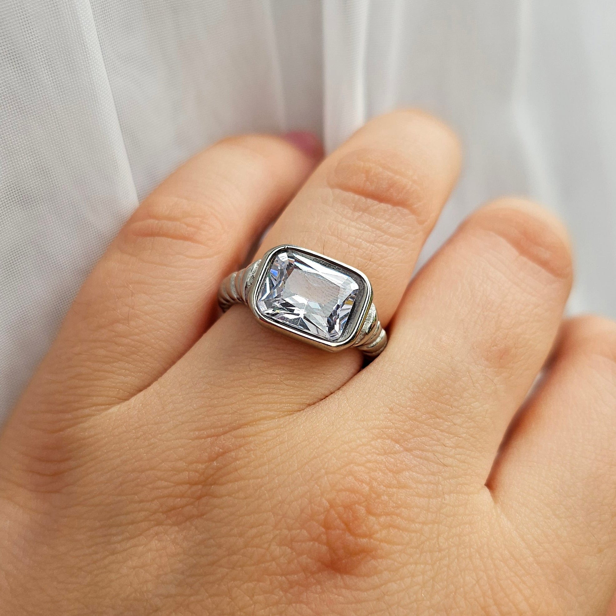 Zelia Ring