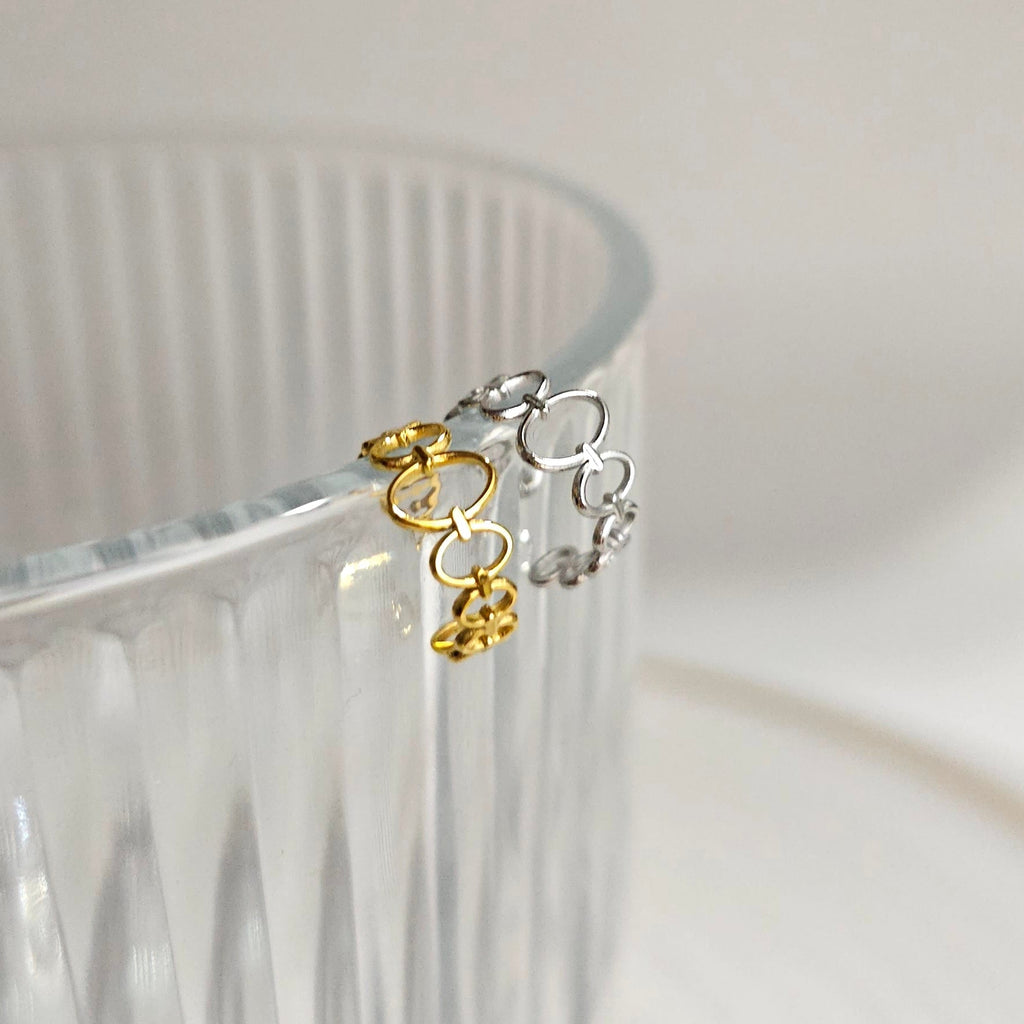 Bubbles Earcuff