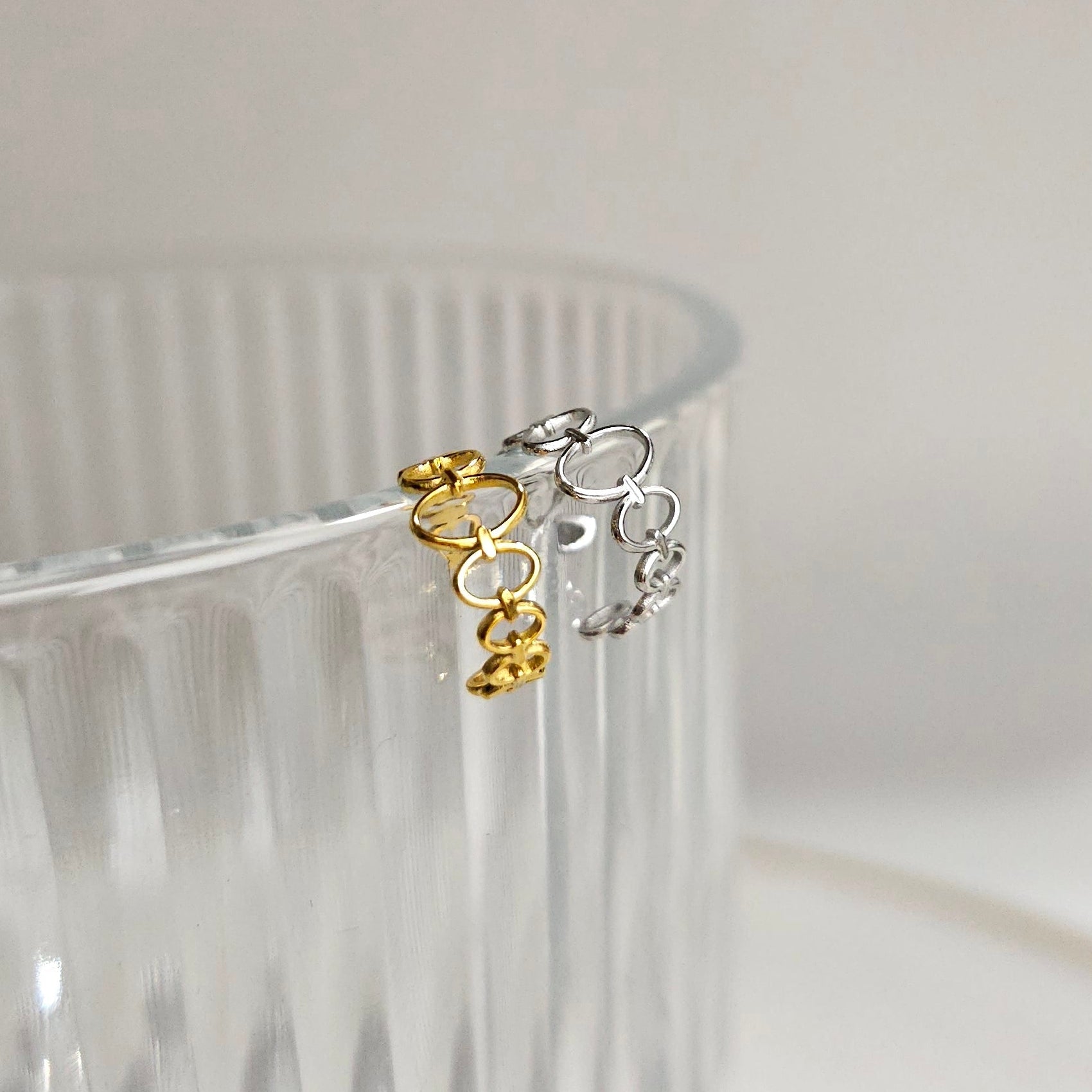 Bubbles Earcuff