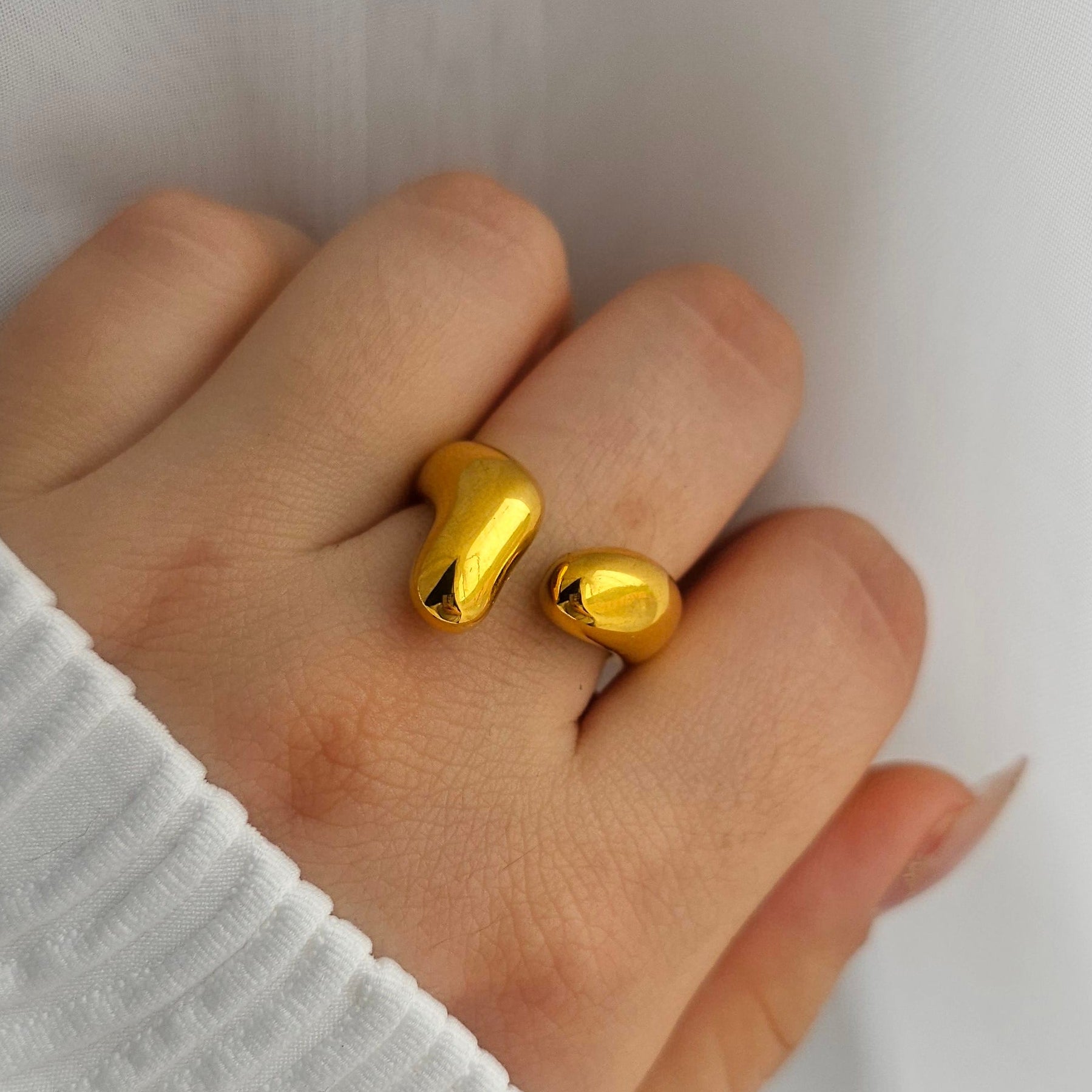 Ela Ring
