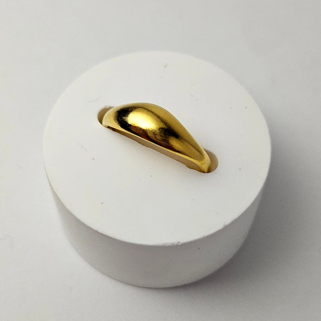 Iza Ring