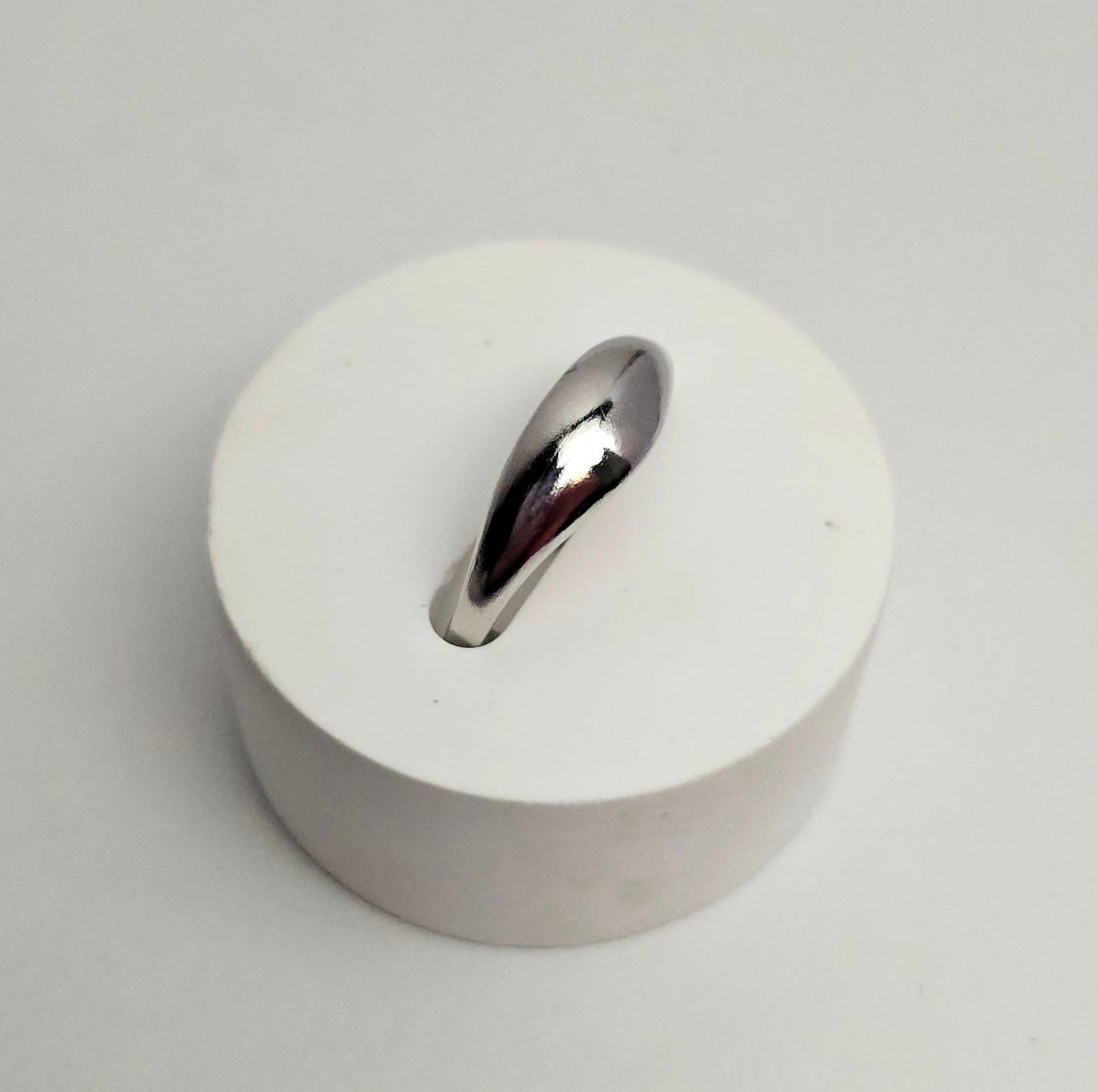 Iza Ring
