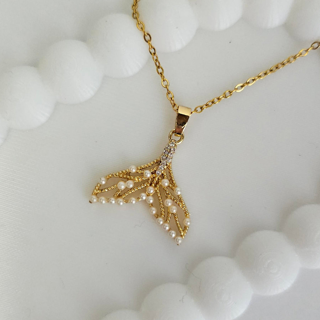 Whale Pearl Necklace