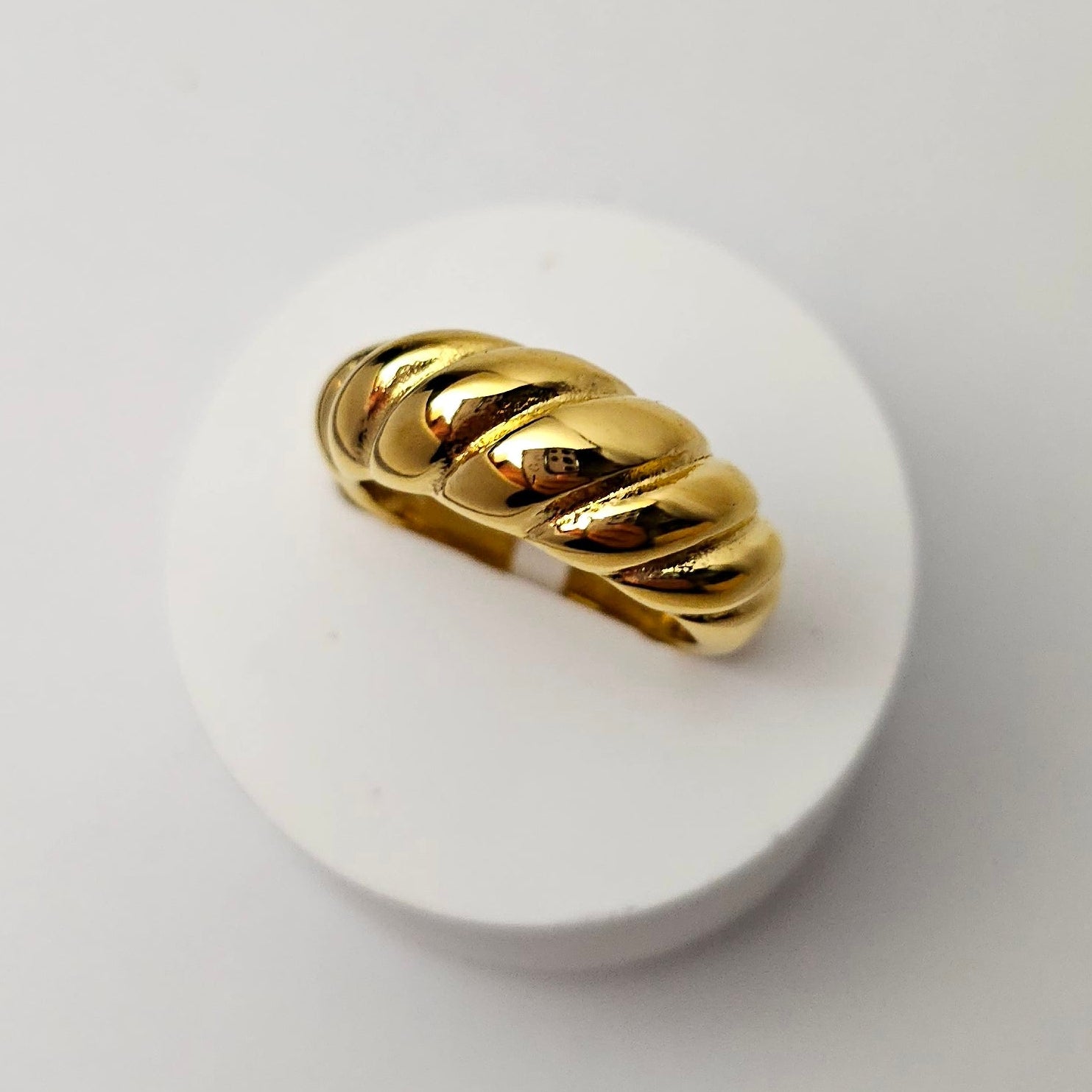 Croissant Ring