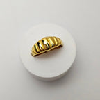 Semi Croissant Ring